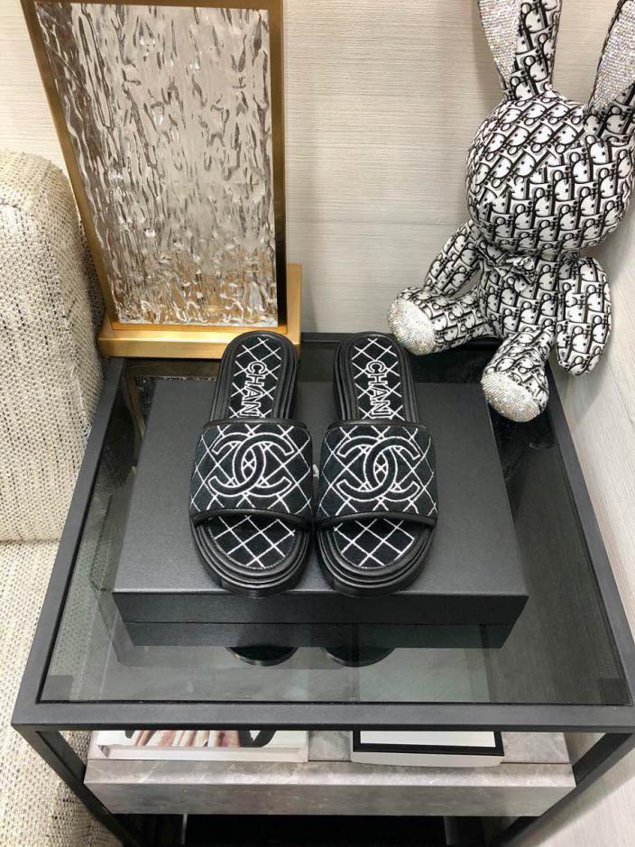 repliche,replica,perfette,siti di,affidabili,migliori siti,dove comprare,1:1,scarpe da ginnastica Ultimissime pantofole primavera ed estate CHANEL 2024 di alta qualità repliche,replica,perfette,siti di,affidabili,migliori siti,dove comprare,1:1,scarpe da ginnastica Ultimissime pantofole primavera ed estate CHANEL 2024 di alta qualità