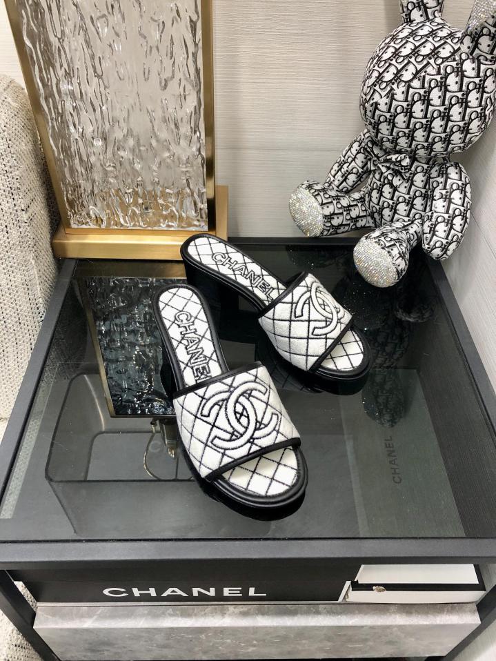 repliche,replica,perfette,siti di,affidabili,migliori siti,dove comprare,1:1,scarpe da ginnastica Ultimissime pantofole primavera ed estate CHANEL 2024 di alta qualità repliche,replica,perfette,siti di,affidabili,migliori siti,dove comprare,1:1,scarpe da ginnastica Ultimissime pantofole primavera ed estate CHANEL 2024 di alta qualità