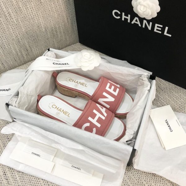 Pantofole con suola in legno CHANEL 2024 primavera ed estate/montagna di alta qualità