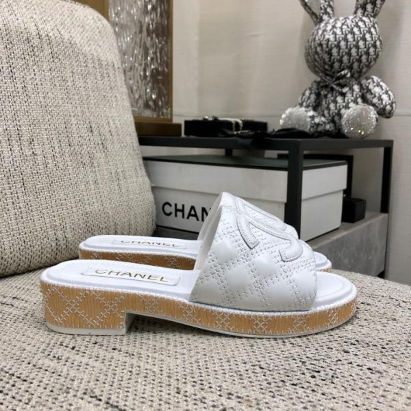 repliche,replica,perfette,siti di,affidabili,migliori siti,dove comprare,1:1,scarpe da ginnastica Tomaia CHANEL con ricamo elettrico di alta qualità/pelle di pecora