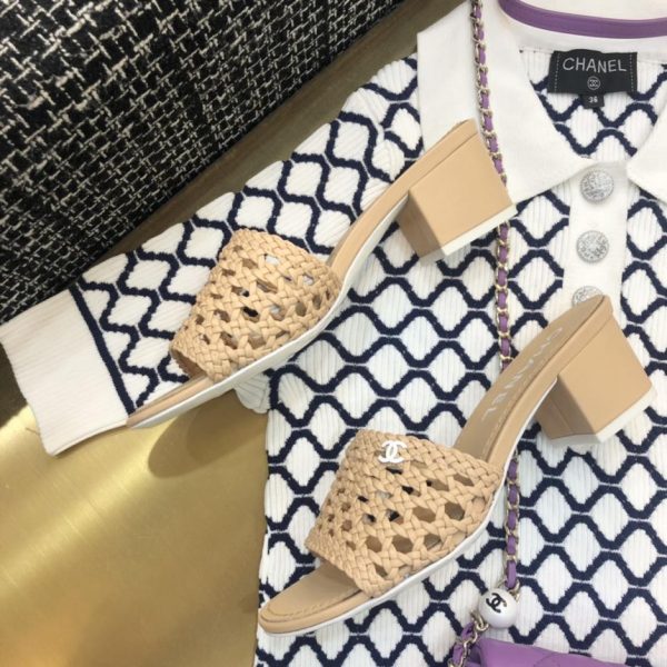 repliche,replica,perfette,siti di,affidabili,migliori siti,dove comprare,1:1,scarpe da ginnastica Alta qualità CHANEL 2024 primavera ed estate/pantofole
