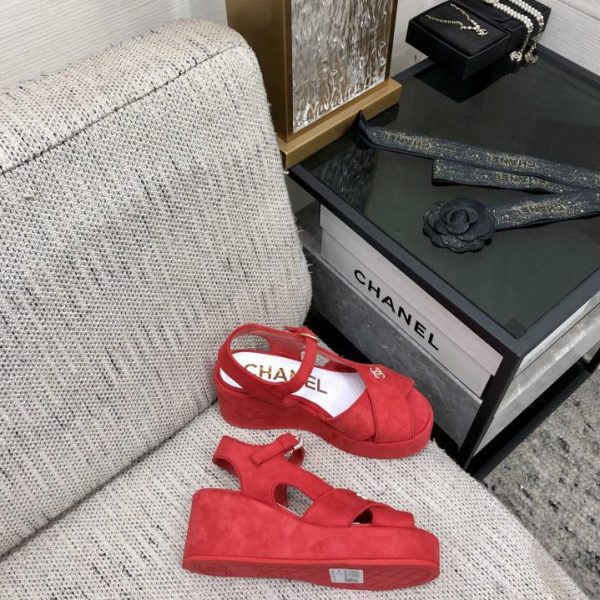 repliche,replica,perfette,siti di,affidabili,migliori siti,dove comprare,1:1,scarpe da ginnastica Sandali con suola spessa a bocca di pesce stile passerella CHANEL 2024 di alta qualità