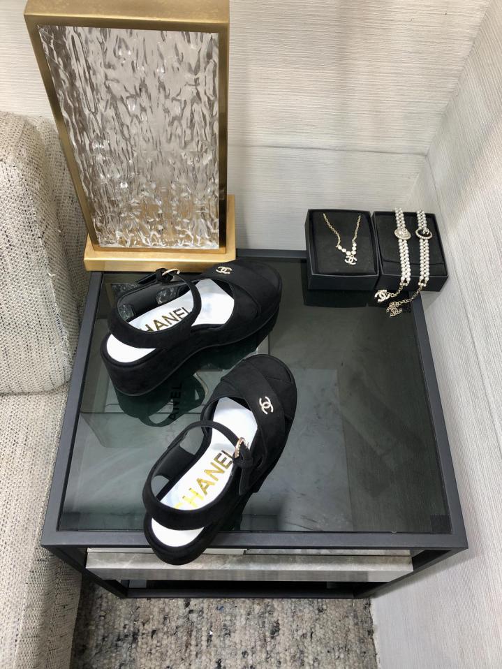 repliche,replica,perfette,siti di,affidabili,migliori siti,dove comprare,1:1,scarpe da ginnastica Sandali con suola spessa a bocca di pesce stile passerella CHANEL 2024 di alta qualità repliche,replica,perfette,siti di,affidabili,migliori siti,dove comprare,1:1,scarpe da ginnastica Sandali con suola spessa a bocca di pesce stile passerella CHANEL 2024 di alta qualità