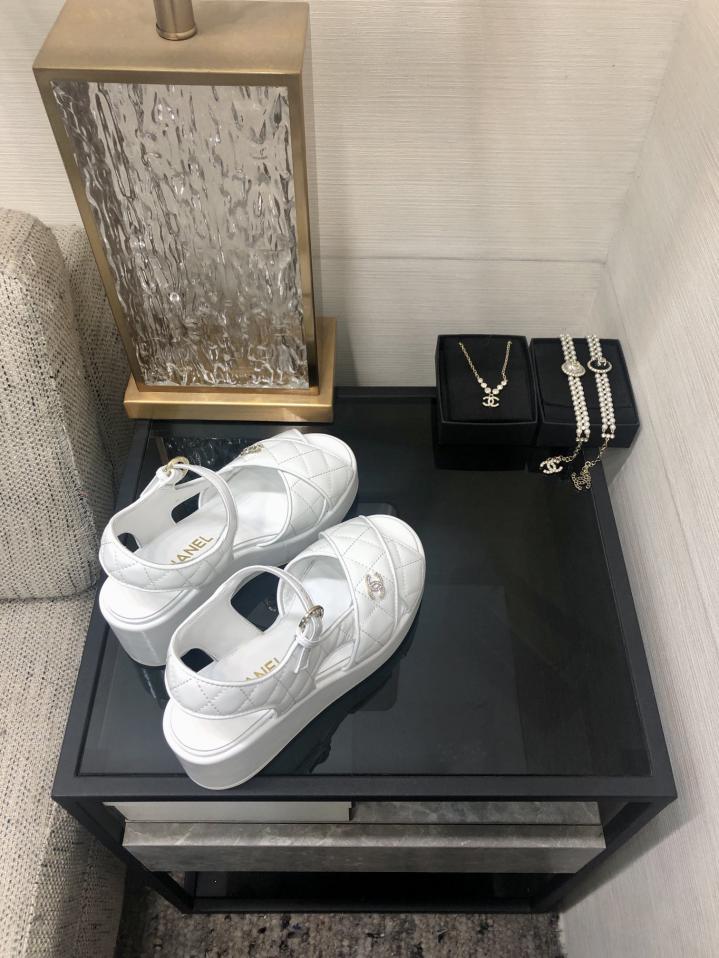 repliche,replica,perfette,siti di,affidabili,migliori siti,dove comprare,1:1,scarpe da ginnastica Sandali con suola spessa a bocca di pesce stile passerella CHANEL 2024 di alta qualità repliche,replica,perfette,siti di,affidabili,migliori siti,dove comprare,1:1,scarpe da ginnastica Sandali con suola spessa a bocca di pesce stile passerella CHANEL 2024 di alta qualità