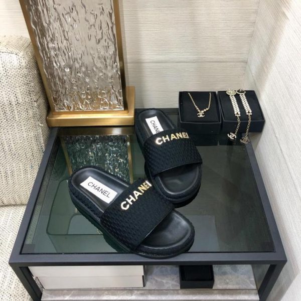 repliche,replica,perfette,siti di,affidabili,migliori siti,dove comprare,1:1,scarpe da ginnastica Esclusive pantofole CHANEL 2024 di alta qualità per la primavera e l’estate