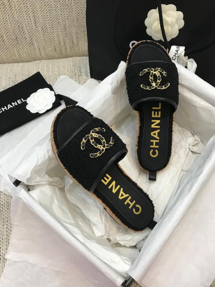 repliche,replica,perfette,siti di,affidabili,migliori siti,dove comprare,1:1,scarpe da ginnastica Pantofole primavera ed estate/zoccoli CHANEL 2024 di alta qualità repliche,replica,perfette,siti di,affidabili,migliori siti,dove comprare,1:1,scarpe da ginnastica Pantofole primavera ed estate/zoccoli CHANEL 2024 di alta qualità