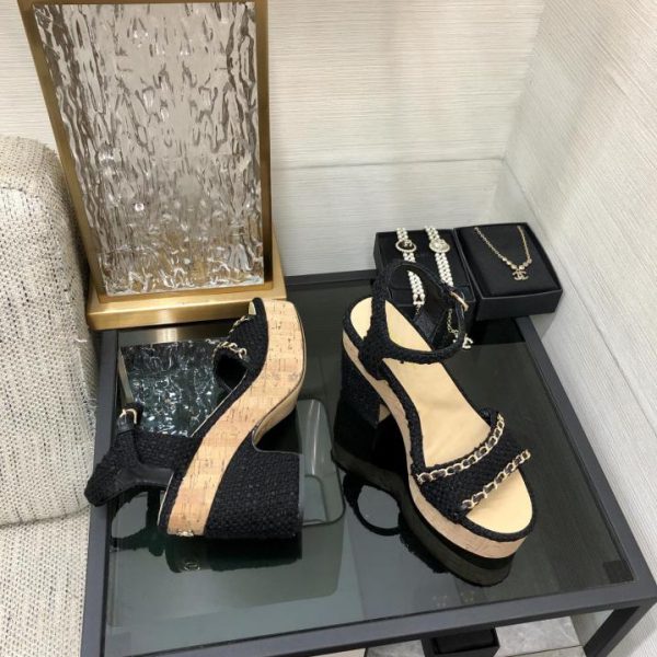 repliche,replica,perfette,siti di,affidabili,migliori siti,dove comprare,1:1,scarpe da ginnastica Ultimi sandali con suola spessa CHANEL 2024 primavera ed estate di alta qualità