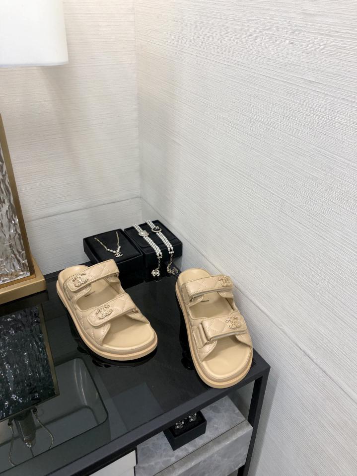 repliche,replica,perfette,siti di,affidabili,migliori siti,dove comprare,1:1,scarpe da ginnastica Cera di olio di sandalo con velcro CHANEL 2024 di alta qualità repliche,replica,perfette,siti di,affidabili,migliori siti,dove comprare,1:1,scarpe da ginnastica Cera di olio di sandalo con velcro CHANEL 2024 di alta qualità
