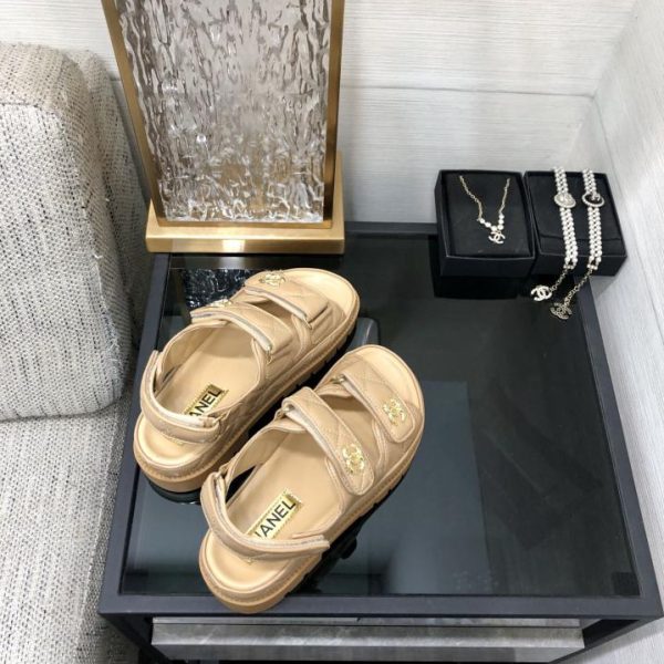 repliche,replica,perfette,siti di,affidabili,migliori siti,dove comprare,1:1,scarpe da ginnastica Sandali in velcro CHANEL 2024 di alta qualità