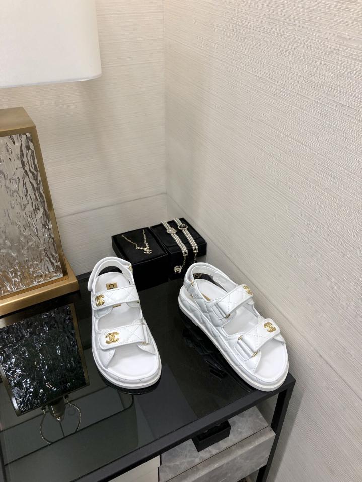 repliche,replica,perfette,siti di,affidabili,migliori siti,dove comprare,1:1,scarpe da ginnastica Sandali in velcro CHANEL 2024 di alta qualità repliche,replica,perfette,siti di,affidabili,migliori siti,dove comprare,1:1,scarpe da ginnastica Sandali in velcro CHANEL 2024 di alta qualità