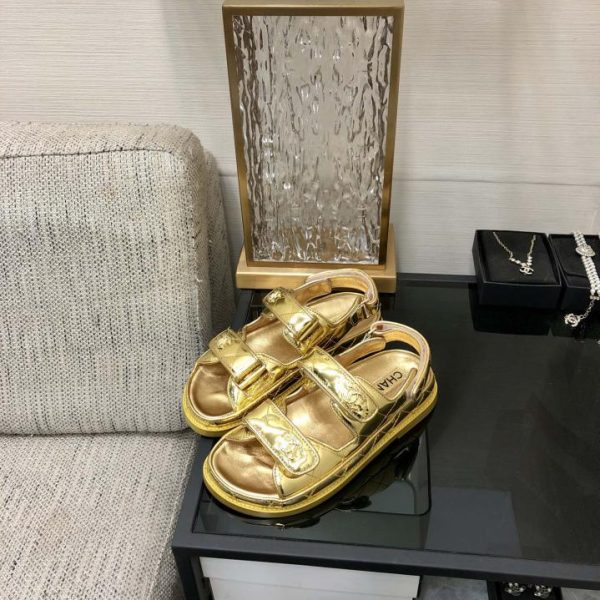 repliche,replica,perfette,siti di,affidabili,migliori siti,dove comprare,1:1,scarpe da ginnastica Sandali in velcro CHANEL 2024 di alta qualità