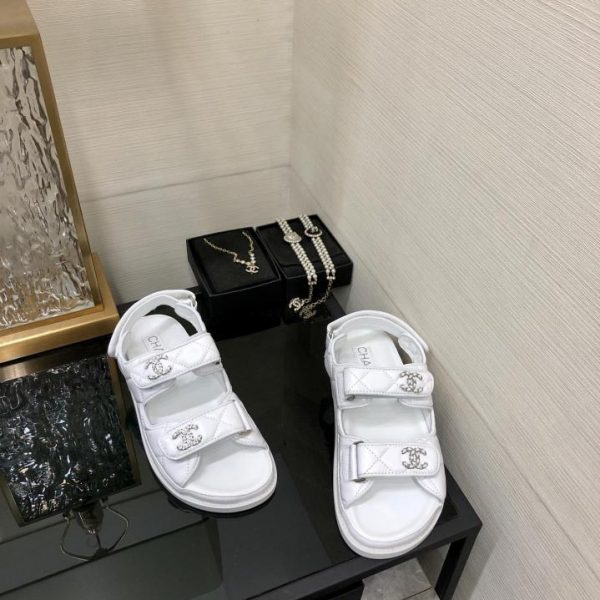 repliche,replica,perfette,siti di,affidabili,migliori siti,dove comprare,1:1,scarpe da ginnastica Sandali in velcro CHANEL 2024 di alta qualità