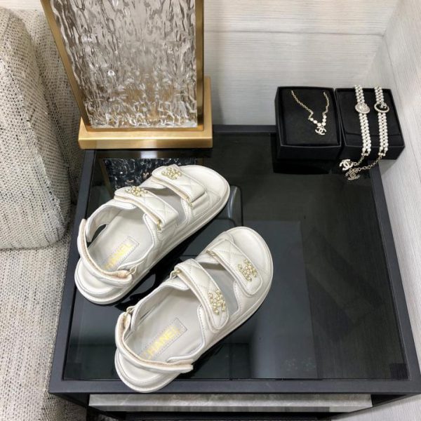 repliche,replica,perfette,siti di,affidabili,migliori siti,dove comprare,1:1,scarpe da ginnastica Sandali in velcro CHANEL 2024 di alta qualità