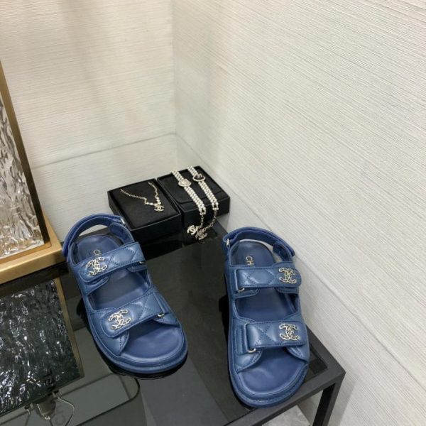 repliche,replica,perfette,siti di,affidabili,migliori siti,dove comprare,1:1,scarpe da ginnastica Sandali in velcro CHANEL 2024 di alta qualità