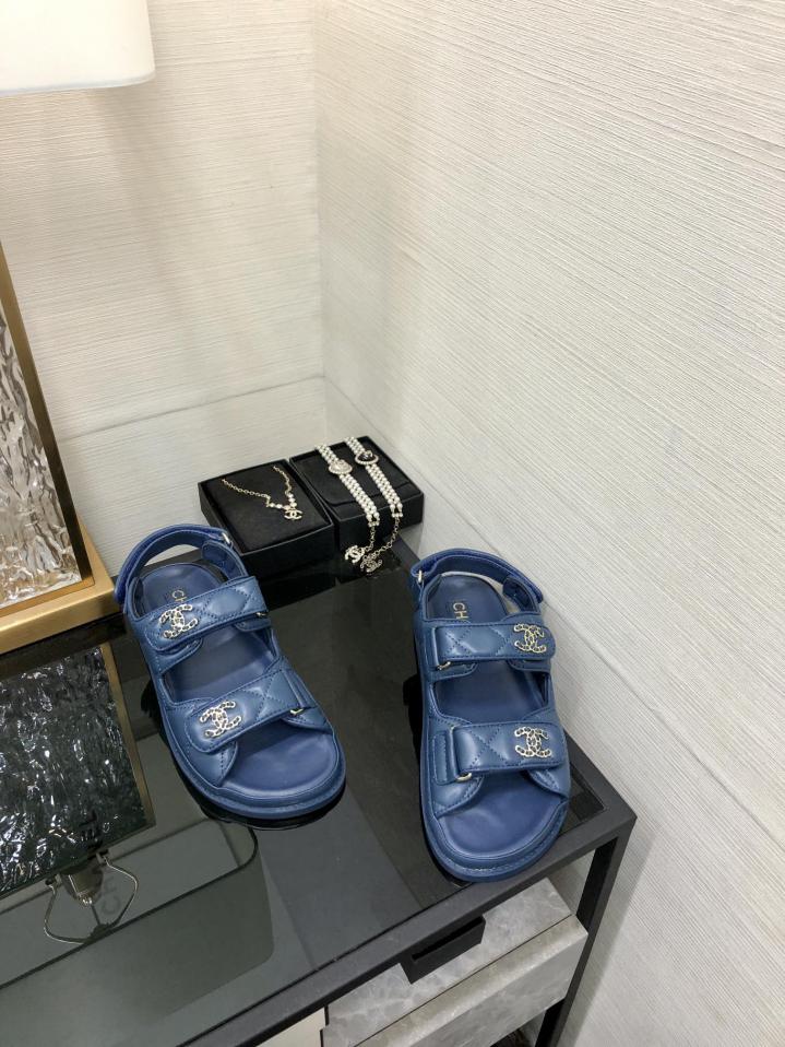 repliche,replica,perfette,siti di,affidabili,migliori siti,dove comprare,1:1,scarpe da ginnastica Sandali in velcro CHANEL 2024 di alta qualità repliche,replica,perfette,siti di,affidabili,migliori siti,dove comprare,1:1,scarpe da ginnastica Sandali in velcro CHANEL 2024 di alta qualità