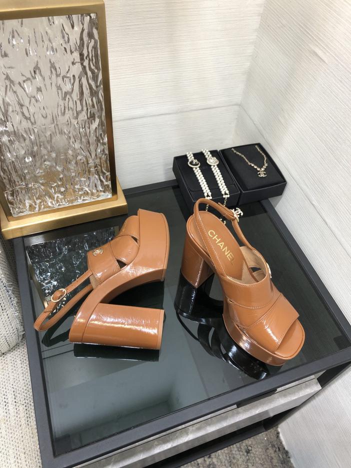 repliche,replica,perfette,siti di,affidabili,migliori siti,dove comprare,1:1,scarpe da ginnastica Sandali con tacco alto in stile passerella CHANEL di alta qualità repliche,replica,perfette,siti di,affidabili,migliori siti,dove comprare,1:1,scarpe da ginnastica Sandali con tacco alto in stile passerella CHANEL di alta qualità