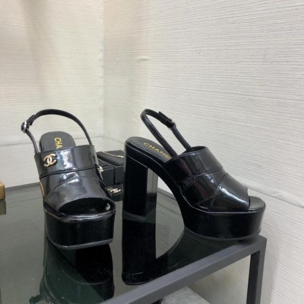 repliche,replica,perfette,siti di,affidabili,migliori siti,dove comprare,1:1,scarpe da ginnastica Sandali con tacco alto in stile passerella CHANEL di alta qualità