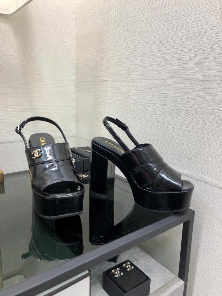 repliche,replica,perfette,siti di,affidabili,migliori siti,dove comprare,1:1,scarpe da ginnastica Sandali con tacco alto in stile passerella CHANEL di alta qualità repliche,replica,perfette,siti di,affidabili,migliori siti,dove comprare,1:1,scarpe da ginnastica Sandali con tacco alto in stile passerella CHANEL di alta qualità