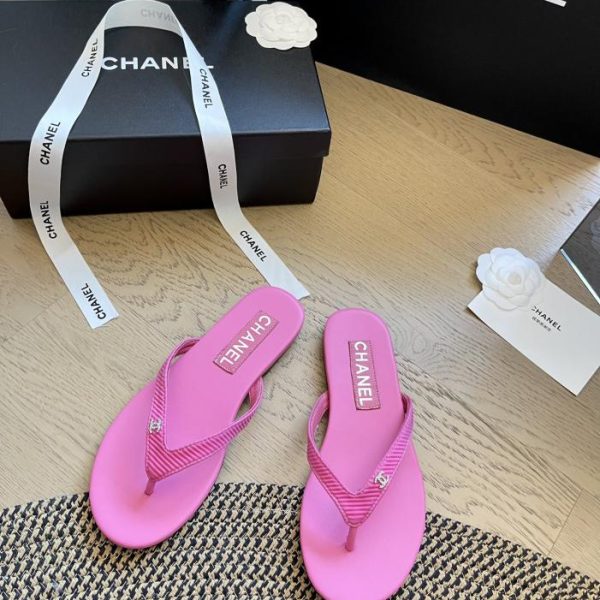 repliche,replica,perfette,siti di,affidabili,migliori siti,dove comprare,1:1,scarpe da ginnastica Chanel 24 nuove infradito primaverili ed estive