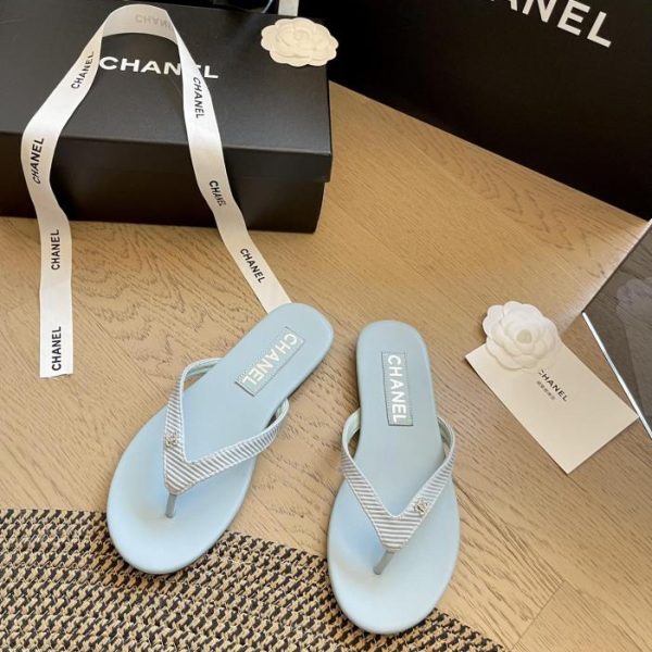 repliche,replica,perfette,siti di,affidabili,migliori siti,dove comprare,1:1,scarpe da ginnastica Chanel 24 nuove infradito primaverili ed estive