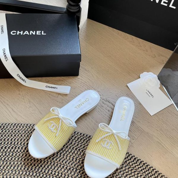 repliche,replica,perfette,siti di,affidabili,migliori siti,dove comprare,1:1,scarpe da ginnastica Chanel 24P nuove pantofole con fiocco!