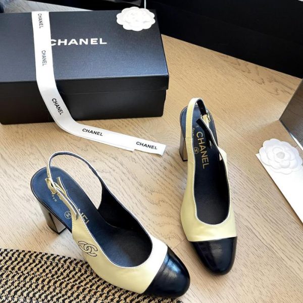 repliche,replica,perfette,siti di,affidabili,migliori siti,dove comprare,1:1,scarpe da ginnastica Chanel 24P nuove scarpe piccole con tacco spesso
