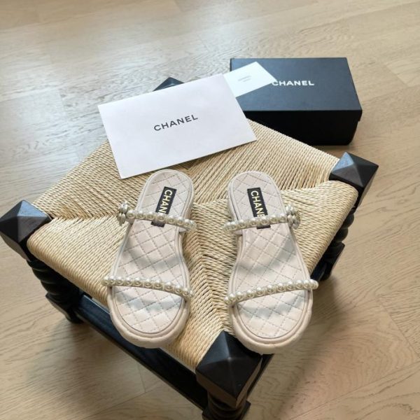 repliche,replica,perfette,siti di,affidabili,migliori siti,dove comprare,1:1,scarpe da ginnastica Sandali con plateau Chanel con plateau e diamanti