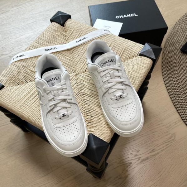 repliche,replica,perfette,siti di,affidabili,migliori siti,dove comprare,1:1,scarpe da ginnastica Chanel nuove scarpe Air Force One bianche