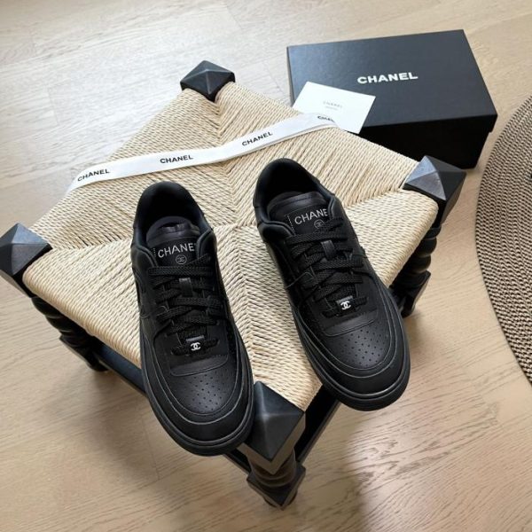 repliche,replica,perfette,siti di,affidabili,migliori siti,dove comprare,1:1,scarpe da ginnastica Chanel nuove scarpe Air Force One bianche