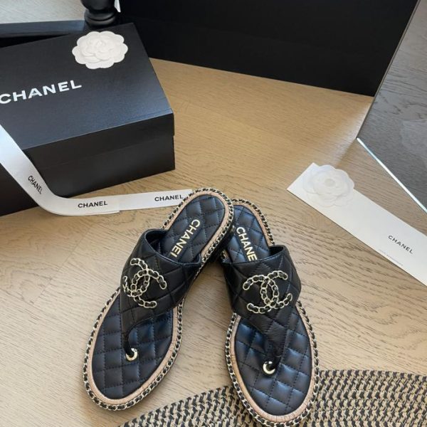 repliche,replica,perfette,siti di,affidabili,migliori siti,dove comprare,1:1,scarpe da ginnastica Chanel 24S nuovi sandali da spiaggia primaverili ed estivi