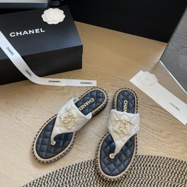 repliche,replica,perfette,siti di,affidabili,migliori siti,dove comprare,1:1,scarpe da ginnastica Chanel 24S nuovi sandali da spiaggia primaverili ed estivi