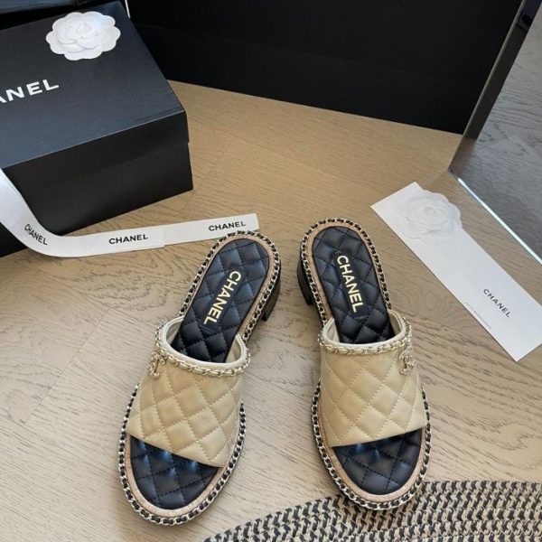 repliche,replica,perfette,siti di,affidabili,migliori siti,dove comprare,1:1,scarpe da ginnastica Chanel 24S nuovi sandali da spiaggia primaverili ed estivi