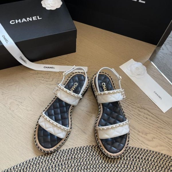 repliche,replica,perfette,siti di,affidabili,migliori siti,dove comprare,1:1,scarpe da ginnastica Chanel 24S nuovi sandali da spiaggia primaverili ed estivi
