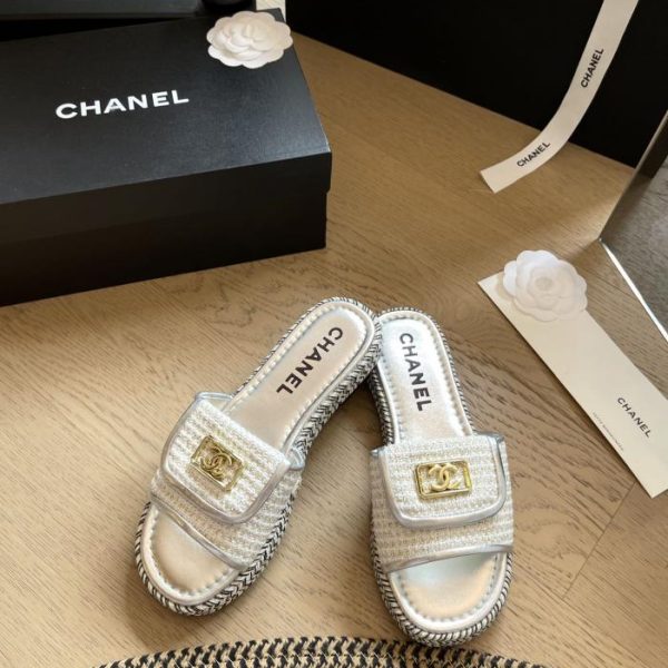 repliche,replica,perfette,siti di,affidabili,migliori siti,dove comprare,1:1,scarpe da ginnastica Nuove ciabatte da spiaggia in tessuto Chanel 24P