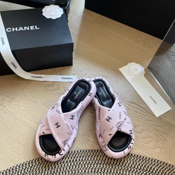 repliche,replica,perfette,siti di,affidabili,migliori siti,dove comprare,1:1,scarpe da ginnastica Chanel nuove pantofole incrociate di inizio primavera