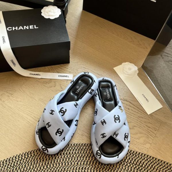 repliche,replica,perfette,siti di,affidabili,migliori siti,dove comprare,1:1,scarpe da ginnastica Chanel nuove pantofole incrociate di inizio primavera
