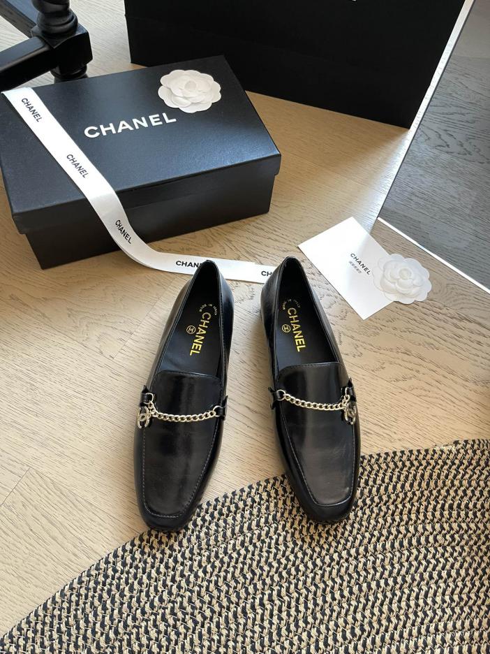 repliche,replica,perfette,siti di,affidabili,migliori siti,dove comprare,1:1,scarpe da ginnastica Nuovi mocassini con catena Chanel repliche,replica,perfette,siti di,affidabili,migliori siti,dove comprare,1:1,scarpe da ginnastica Nuovi mocassini con catena Chanel