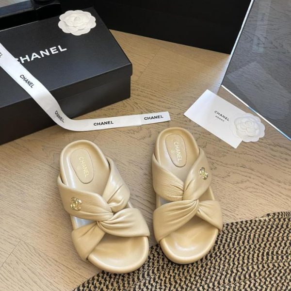 repliche,replica,perfette,siti di,affidabili,migliori siti,dove comprare,1:1,scarpe da ginnastica Pantofole Cross Bun Chanel 24P con suola spessa