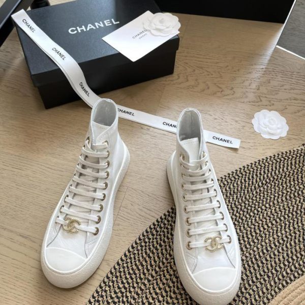 repliche,replica,perfette,siti di,affidabili,migliori siti,dove comprare,1:1,scarpe da ginnastica Chanel nuova serie di scarpe da pane per l’alluce