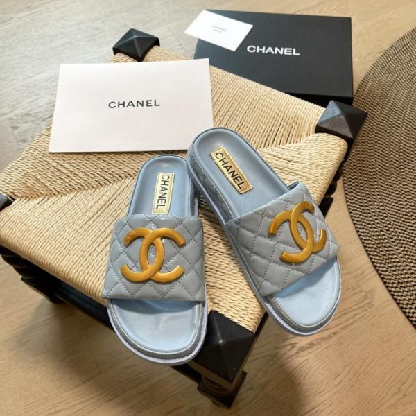 repliche,replica,perfette,siti di,affidabili,migliori siti,dove comprare,1:1,scarpe da ginnastica Pantofole di inizio primavera Chanel 24S