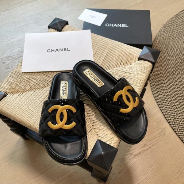 repliche,replica,perfette,siti di,affidabili,migliori siti,dove comprare,1:1,scarpe da ginnastica Pantofole di inizio primavera Chanel 24S