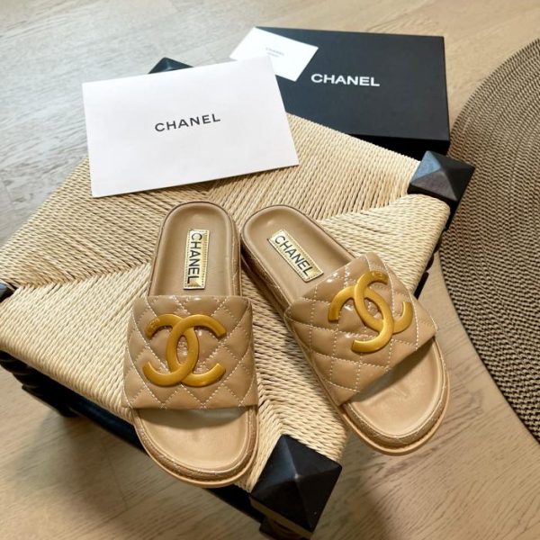 repliche,replica,perfette,siti di,affidabili,migliori siti,dove comprare,1:1,scarpe da ginnastica Pantofole di inizio primavera Chanel 24S