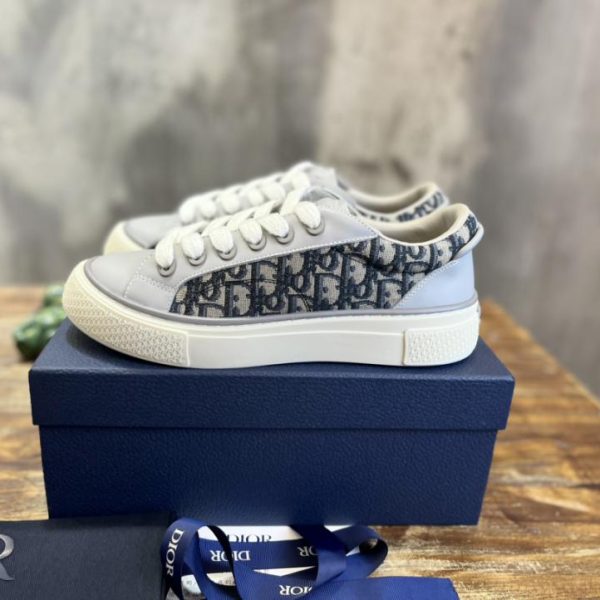 repliche,replica,perfette,siti di,affidabili,migliori siti,dove comprare,1:1,scarpe da ginnastica Versione top modello di collaborazione congiunta Dior/x/Denim/Tears/serie B33