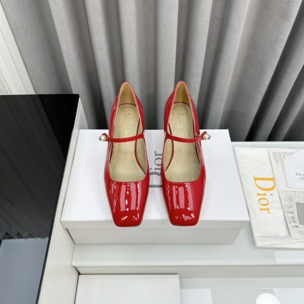 repliche,replica,perfette,siti di,affidabili,migliori siti,dove comprare,1:1,scarpe da ginnastica Ultima sfilata haute couture primavera-estate 2024