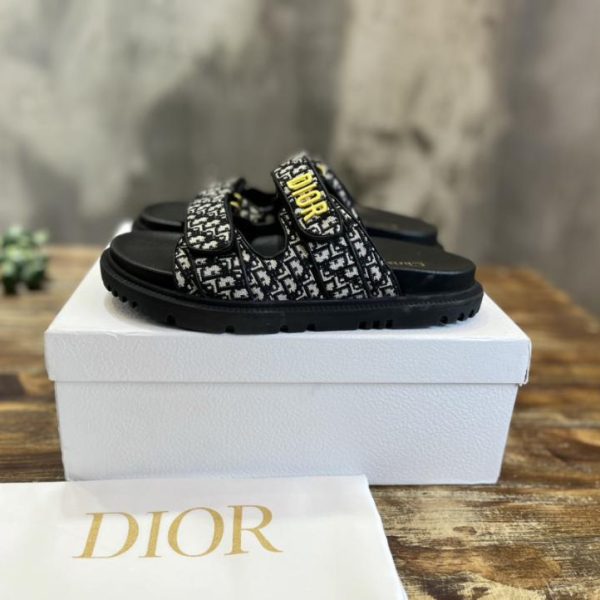 repliche,replica,perfette,siti di,affidabili,migliori siti,dove comprare,1:1,scarpe da ginnastica [Versione top] Christian Dior/Act/ultimi sandali/