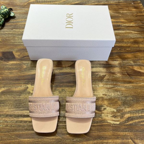repliche,replica,perfette,siti di,affidabili,migliori siti,dove comprare,1:1,scarpe da ginnastica [Versione top] Serie Christian Dior/pantofole classiche ricamate