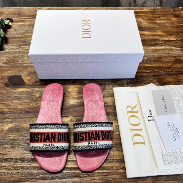 repliche,replica,perfette,siti di,affidabili,migliori siti,dove comprare,1:1,scarpe da ginnastica [Versione top] Serie Christian Dior/pantofole classiche ricamate