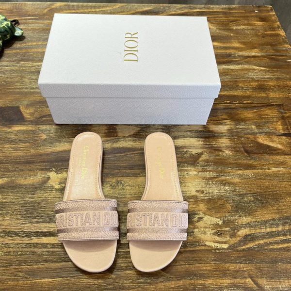 repliche,replica,perfette,siti di,affidabili,migliori siti,dove comprare,1:1,scarpe da ginnastica [Versione top] Serie Christian Dior/pantofole classiche ricamate