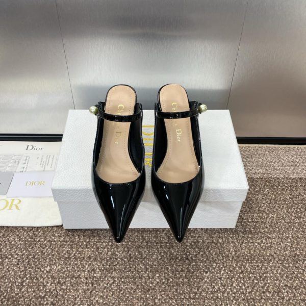 repliche,replica,perfette,siti di,affidabili,migliori siti,dove comprare,1:1,scarpe da ginnastica Scarpe da donna J’ADIOR con cinturino perlato