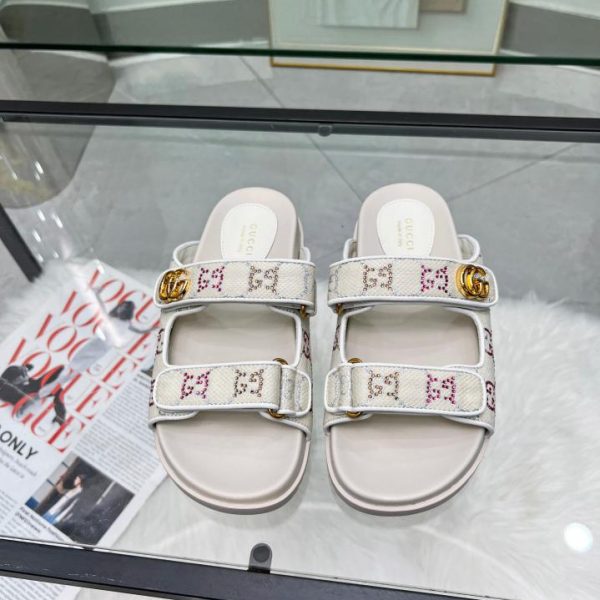 repliche,replica,perfette,siti di,affidabili,migliori siti,dove comprare,1:1,scarpe da ginnastica Sandali flat Gucci con due cinturini in feltro diavolato